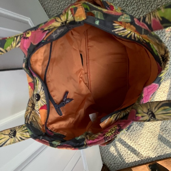 EDITED:Vera B Bag, a Plethora of Color! 2 outpockets, 2 handles, lined/orange. - Picture 2 of 7